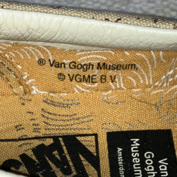 Van Gogh Museum Vans Slip-On canvas Sneakers Skull Art size 7 men’s 8.5 women’s - Picture 5 of 16
